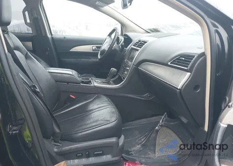 2011 Lincoln Mkx z USA, uszkodzony, nr VIN 2LMDJ8JKXBBJ01917